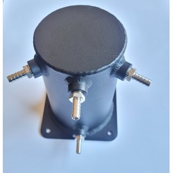 Fuel surge tank